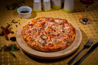 Pizza cu ton 