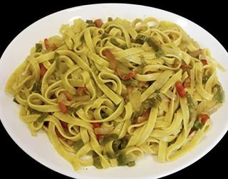 Tallarines Exóticos Con Curry A La Plancha