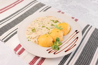 Ciulama de pui cu ciuperci