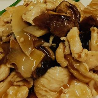 Pollo con Bambu e Funghi Cinesi