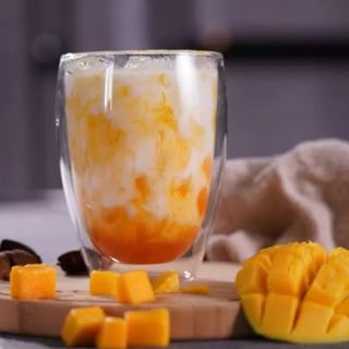 33. Mango Y Coco Dirty Milk