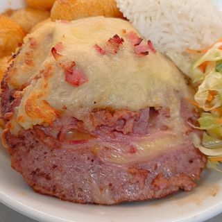 Rolo de Carne Recheado 