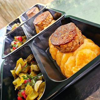 Meniul Zilei + Desert