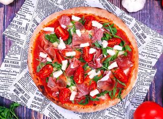 Пица Бела Михаела (600г)