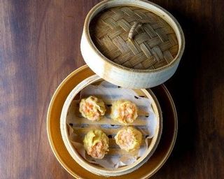 Siumai De Langostinos Con Chatka