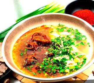 Лапша с тушеной говядиной