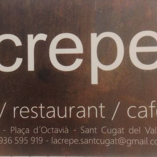 Crepe de manzana c/crema de cacao y avellanas