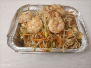 172. Ramen con gamberi