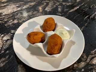 Croquetas (Ración 10 Unidades)