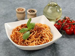 Paste Bolognese cu sos rosu