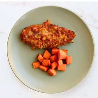 Calabacín relleno de carne con boniato asado (400 g.)