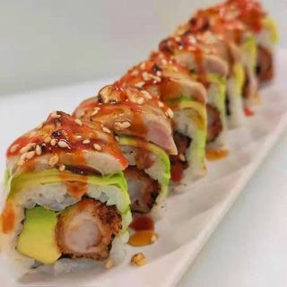 13. California Rolls De Atún Y Gamba Rebozada (8 Uds.)