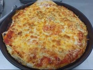 Pizza La Quesería (24 Cm.)