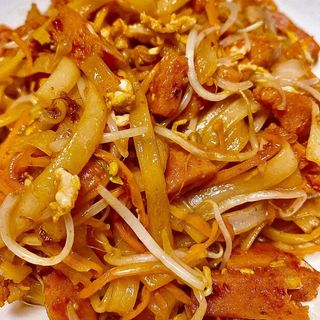 33.Noodles con gamberi imperiali