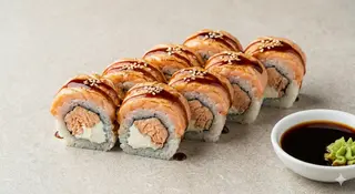 Uramaki sake fire