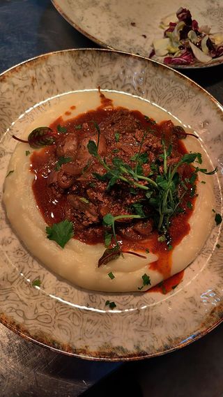 Ficăței de pui cu ceapă și piure de cartofi