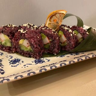 159. Uramaki Black California 8 pezzi