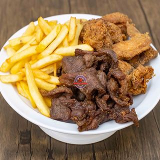 CARNE SALADA ,  POLLO FRITO Y PATATAS FRITAS