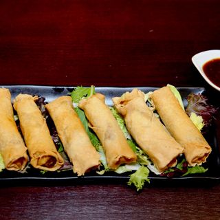 E8 - Rollitos de pato (6 uds.)