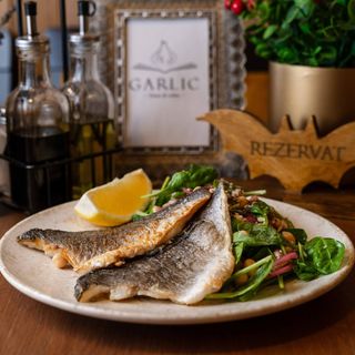 DORADĂ & SALATĂ LEGACY 