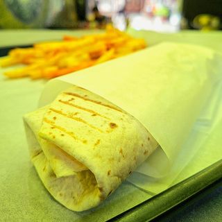 Pollo Deluxe Wrap