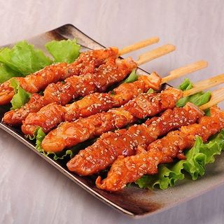 Spiedini di suino 骨肉相连