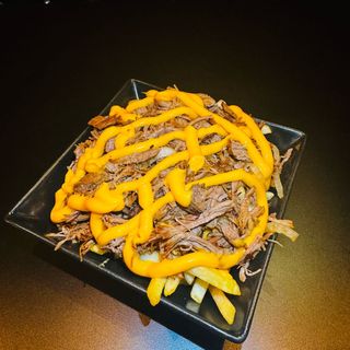 Batata frita com costela