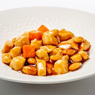 220.Pollo con mandorle