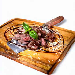 tagliata de vită cu rucola și grana padano,