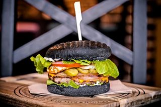 Мега Бургер Каприз (400г)