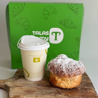 Булочка сдобная