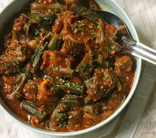 Bhindi gosht
