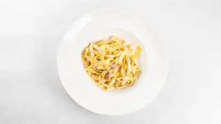 Pasta sa piletinom i pesto sosom