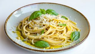 Makaron pesto bazyliowe