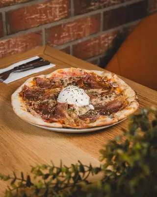 Pizza Prosciutto
