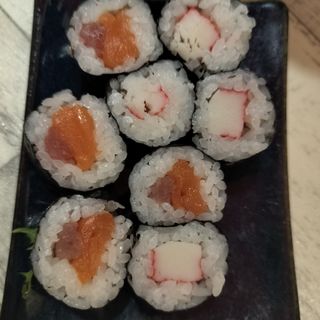 238 Hossomaki misto  8 pezzi