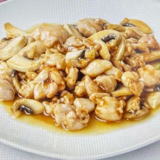 Pollo con Champiñones