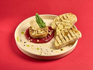 Паштет з курячої печінки, кизиловим мармеладом та тостами (200g)