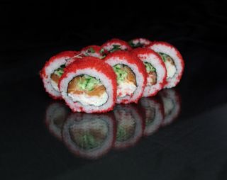 Каліфорнія в масаго з Лососем