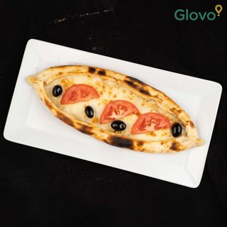 Гондола с кашкавал