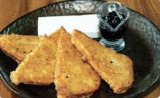 Пържени филийки със сирене и сладко (2бр)