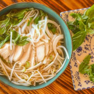 Pho Ga Ha Noi (Pequeño)