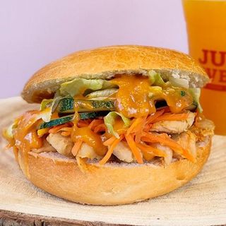 Vegan Bagel chicken satay