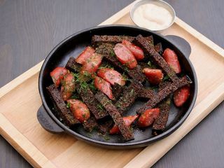 Пательня з ковбасками (120/50g)