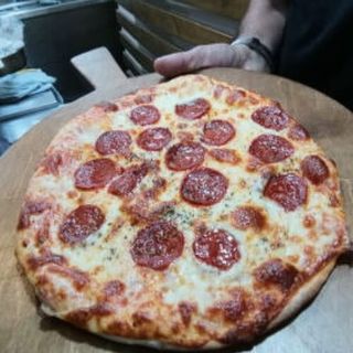 Pizza Diavolo (Mediana)