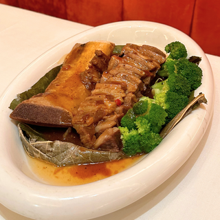 Costilla De Ternera Asada En Su Propio Jugo