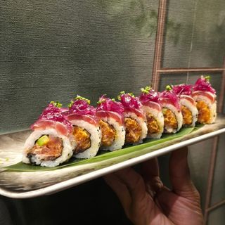 Maguro uramaki