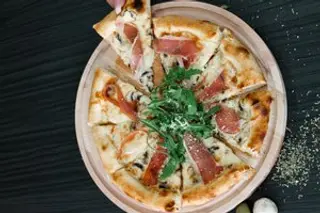 Proscuitto  pizza 24cm