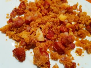MIGAS CON CHORIZO (250 G.)