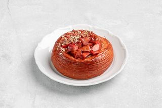 Слойка с хурмой, сливочный крем